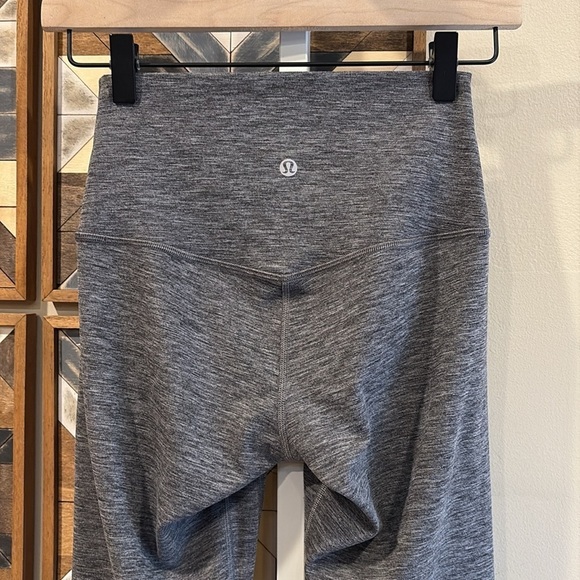 Lululemon Lululemon Align Pant 25" Leggings Heathered Black Grey 4 EUC - Picture 4 of 6